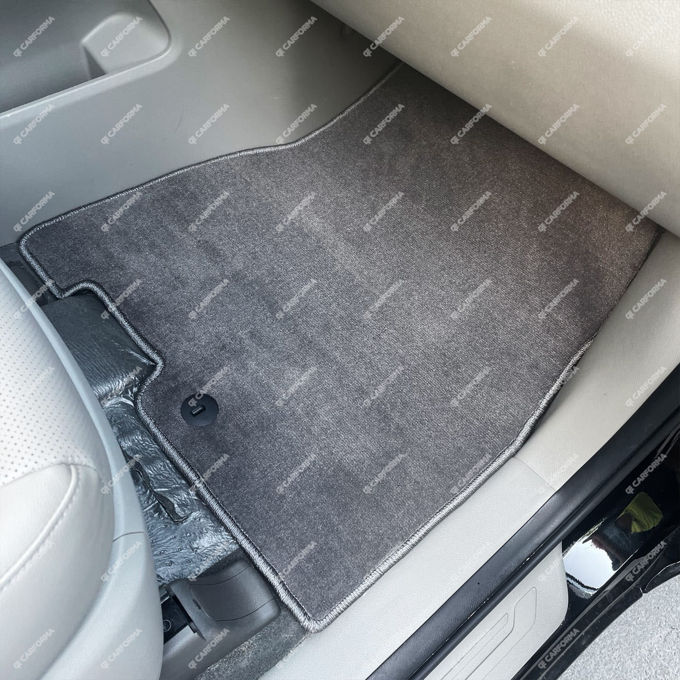 Ворсовые коврики на KIA Carnival III 7 мест 2014&nbsp;-&nbsp;2021 в Туле