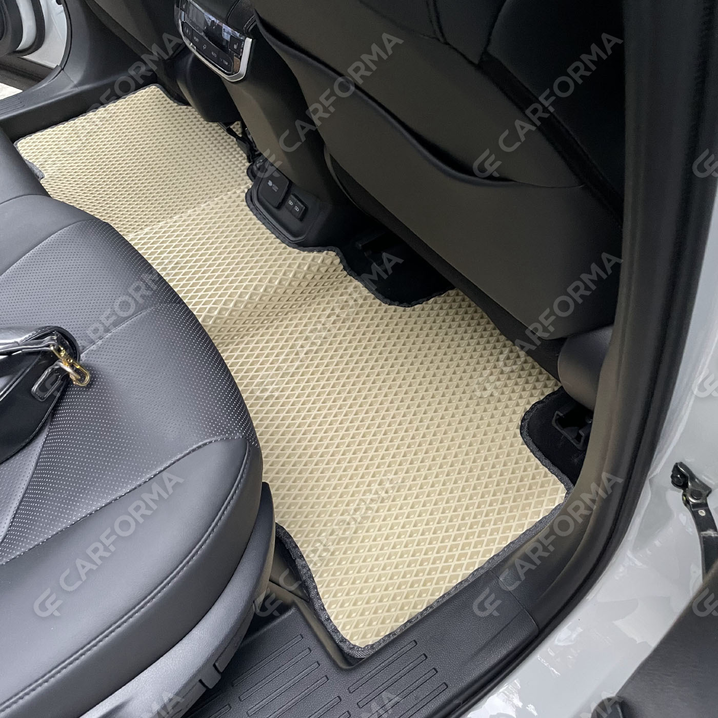 Коврики на Toyota Crown Kluger 2021&nbsp;-&nbsp;2026 в Туле