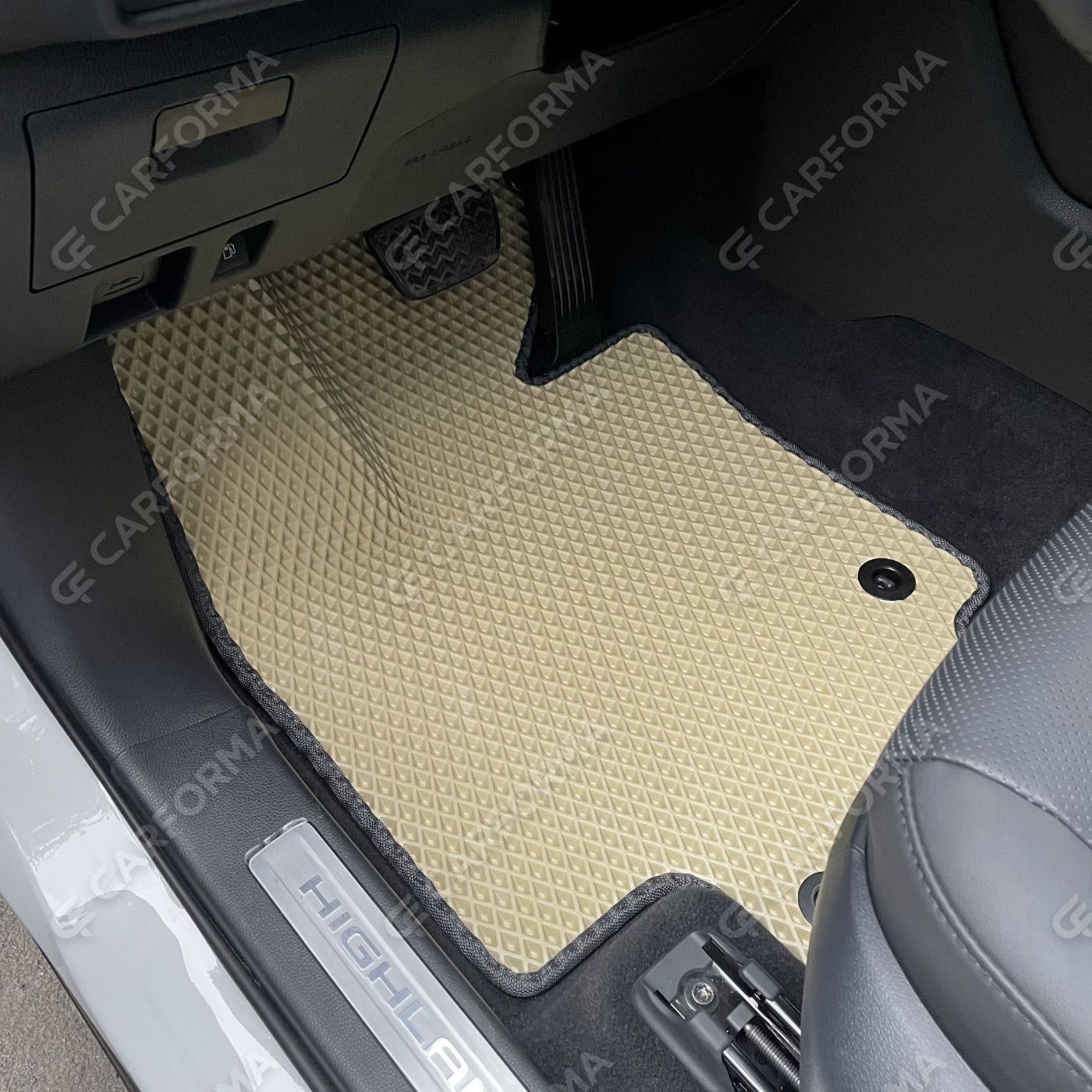 Коврики на Toyota Crown Kluger 2021&nbsp;-&nbsp;2026 в Туле