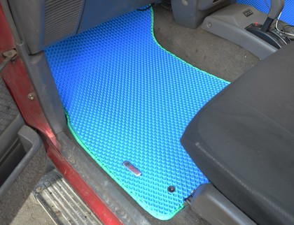 Ворсовые коврики на Toyota Hilux V 1988 - 1997 в Туле
