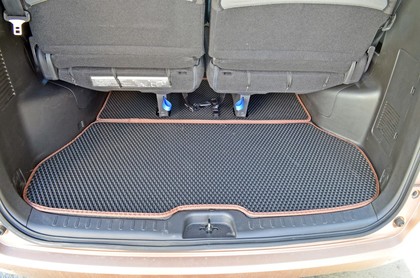 Коврики на Nissan Serena (C26) 2010 - 2016 в Туле