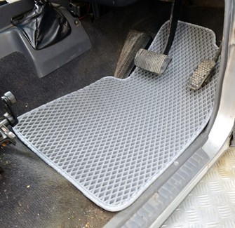 Коврики на Toyota Land Cruiser 70 2006 - 2025 в Туле