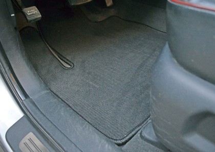 Коврики на Hyundai Santa Fe II 2005 - 2012 в Туле