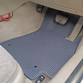 Коврики на Toyota Mark II Wagon Blit 2002 - 2007 в Туле