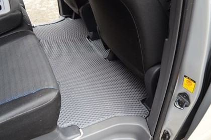 Коврики на Toyota Voxy (R70) 2007 - 2013 в Туле