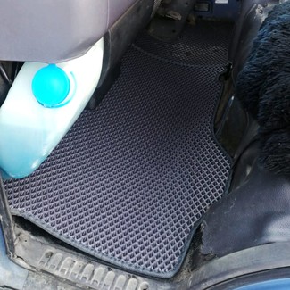 Коврики на Nissan Atlas (F23) 1992 - 2007 в Туле
