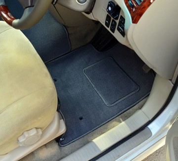 Коврики на Toyota Ipsum II 2001 - 2009 в Туле