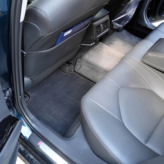 Коврики на Toyota Camry (XV70) 2017 - 2024 в Туле