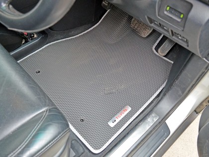 Коврики на Toyota Harrier II 2003 - 2013 в Туле