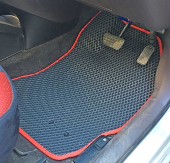 Коврики на Toyota iQ 2008 - 2016 в Туле