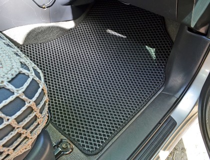 Коврики на Toyota Rav4 II 2000 - 2006 в Туле