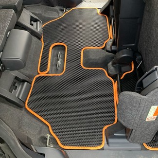 Коврики на Toyota Sienta II 2015 - 2022 в Туле
