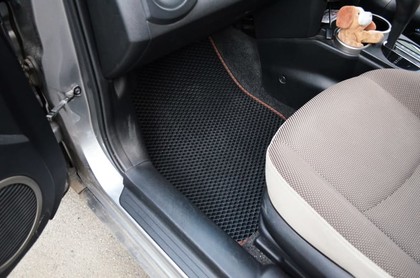 Коврики на Mazda Verisa 2004 - 2015 в Туле