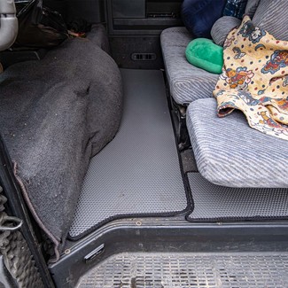 Коврики на Mitsubishi Delica 3 1986 - 1999 в Туле