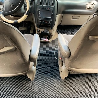 Коврики на Chrysler Voyager (RG) 2000 - 2008 в Туле