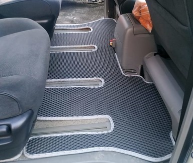 Коврики на Toyota Alphard (H10) 2002 - 2008 в Туле