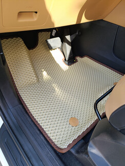 Ворсовые коврики на KIA Carnival IV 8 мест 2020 - 2025 в Туле Ворсовые коврики на KIA Carnival IV 8 мест 2020 - 2025 в Туле