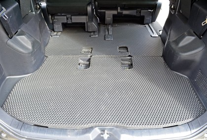 Коврики на Toyota Voxy (R80) 2014 - 2021 в Туле