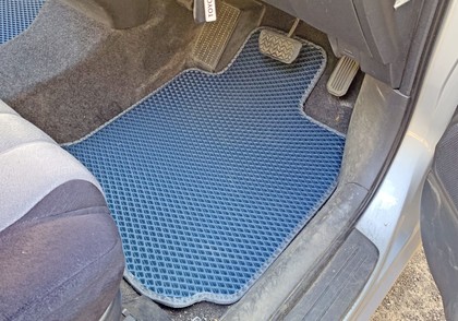Коврики на Toyota Wish I 2003 - 2009 в Туле