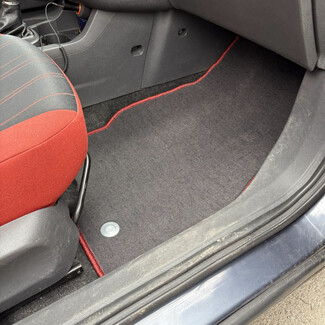 Ворсовые коврики на Opel Corsa D 2006 - 2014 в Туле Ворсовые коврики на Opel Corsa D 2006 - 2014 в Туле