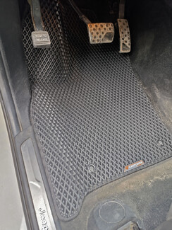 Коврики на Jeep Grand Cherokee (WK2) 2010 - 2022 в Туле Коврики на Jeep Grand Cherokee (WK2) 2010 - 2022 в Туле