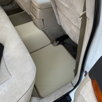 Коврики на Toyota Mark II Wagon Blit 2002 - 2007 в Туле