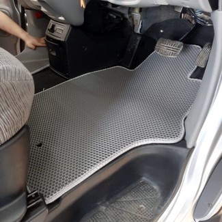 Коврики на Mitsubishi Delica 4 1994 - 2007 в Туле