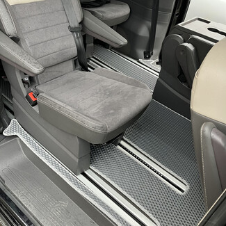 Ворсовые коврики на Volkswagen Multivan (T7) 2021&nbsp;-&nbsp;2026 в Туле