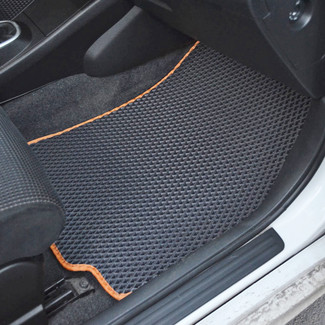 Коврики на Nissan Tiida (C11) 2004 - 2014 в Туле
