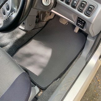 Коврики на Daihatsu YRV 2000 - 2005 в Туле
