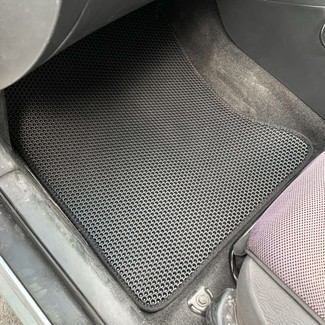 Коврики на Toyota Allex 2001 - 2006 в Туле