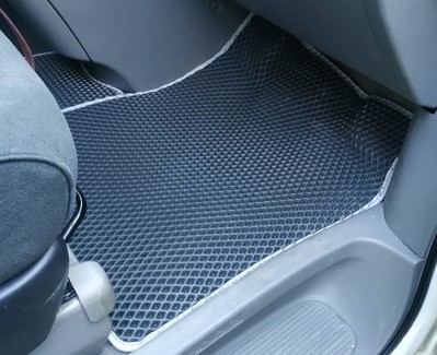 Коврики на Toyota Alphard (H10) 2002 - 2008 в Туле