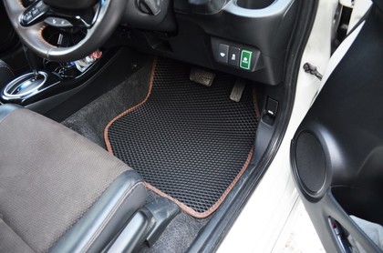Коврики на Honda Fit Shuttle 2011 - 2015 в Туле