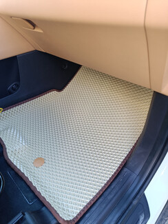 Ворсовые коврики на KIA Carnival IV 8 мест 2020 - 2025 в Туле Ворсовые коврики на KIA Carnival IV 8 мест 2020 - 2025 в Туле