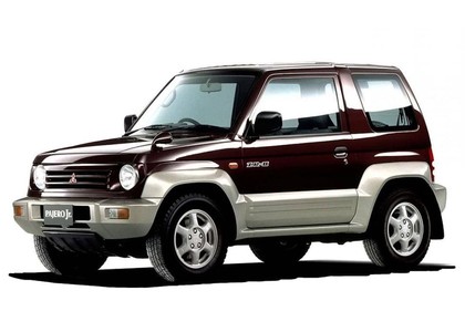 Коврики на Mitsubishi Pajero Junior 1995 - 1998 в Туле