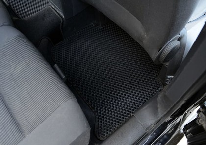 Коврики на Volkswagen Touran 2003 - 2015 в Туле