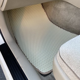 Коврики на Toyota Mark II Wagon Blit 2002 - 2007 в Туле