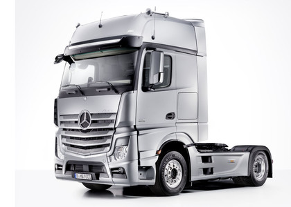 Коврики на Mercedes Actros MP4 MP5 тягач GigaSpace 2011 - 2025 в Туле