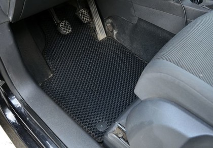 Коврики на Volkswagen Touran 2003 - 2015 в Туле