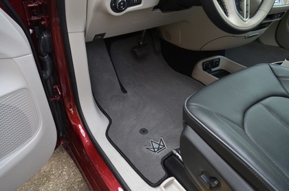Коврики на Chrysler Pacifica II 2016 - 2025 в Туле