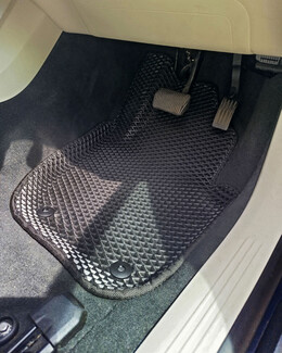 Коврики на Volvo V40 II 2012 - 2020 в Туле