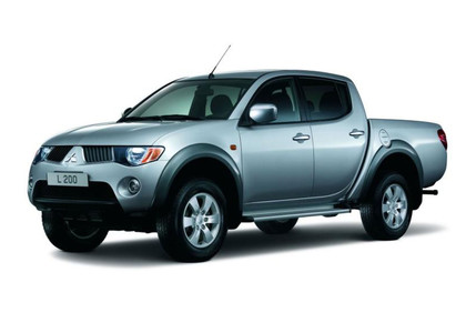 Коврики на Mitsubishi L200 IV 2006 - 2016 в Туле