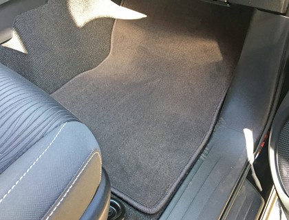 Коврики на Toyota Fortuner II 2015 - 2025 в Туле