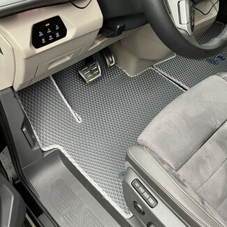 Ворсовые коврики на Volkswagen Multivan (T7) 2021&nbsp;-&nbsp;2026 в Туле