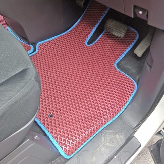 Коврики на Mitsubishi Delica D:5 2007 - 2025 в Туле