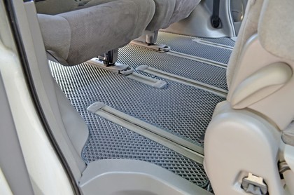 Коврики на Toyota Alphard (H10) 2002 - 2008 в Туле