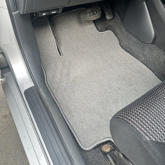Коврики на Nissan Tiida (C11) 2004 - 2014 в Туле