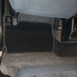 Ворсовые коврики на Mitsubishi Pajero iO 1998 - 2007 в Туле