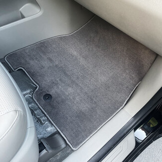 Ворсовые коврики на KIA Carnival III 9 мест и 11 мест 2014 - 2021 в Туле Ворсовые коврики на KIA Carnival III 9 мест и 11 мест 2014 - 2021 в Туле