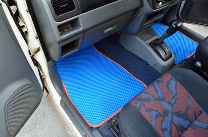 Коврики на Mitsubishi Pajero Mini II 1998 - 2012 в Туле